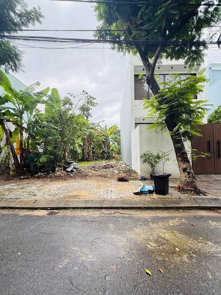 Đất nền Trần Quý Khoách, Hòa Minh 90m² giá 6.2 tỷ - Vị trí đẹp gần biển