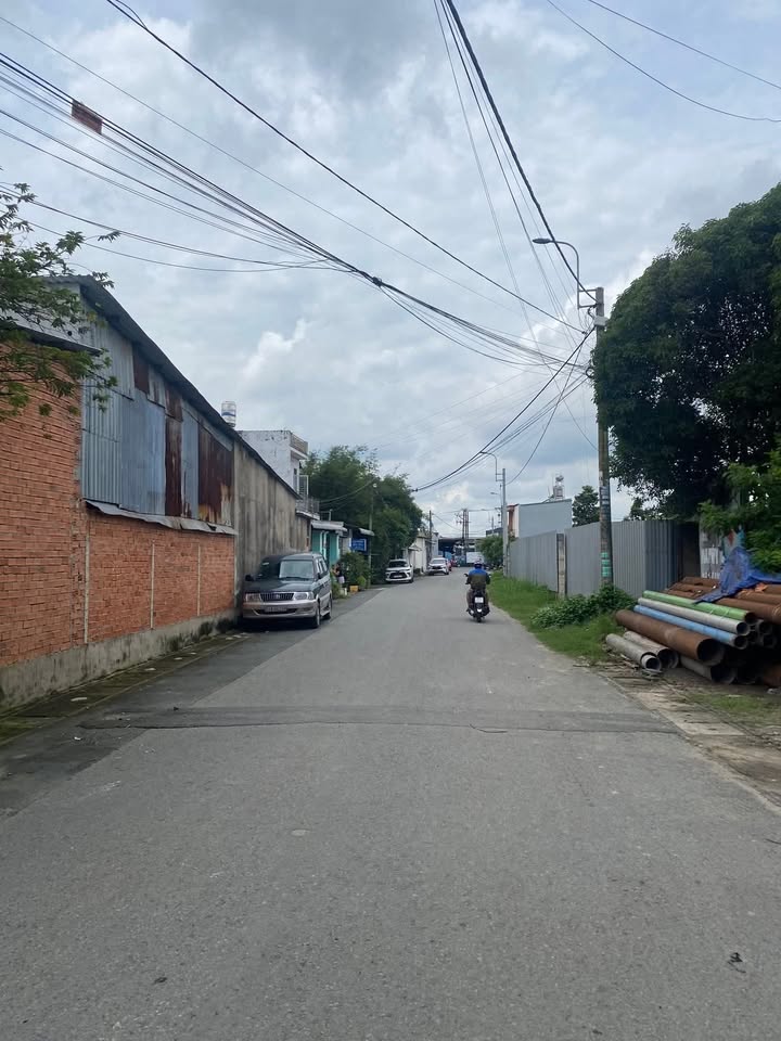 Đất mặt tiền đường Phan Văn Hớn, Hóc Môn, 169m² chỉ 5.9 tỷ - Đầu tư sinh lời ngay!