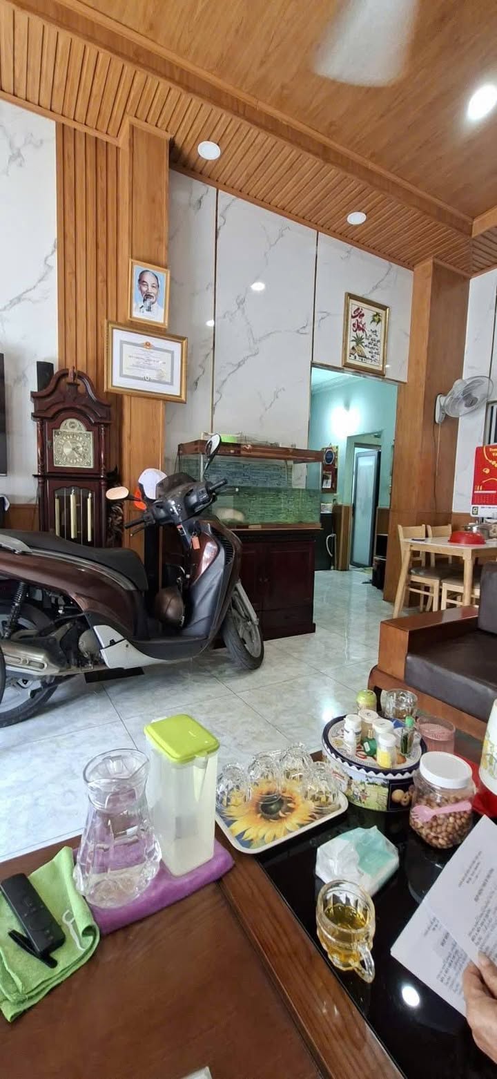 Nhà bán Tiền Lân 12, Bà Điểm, Hóc Môn 87m² giá 4.1 tỷ - Sẵn sàng vào ở ngay!