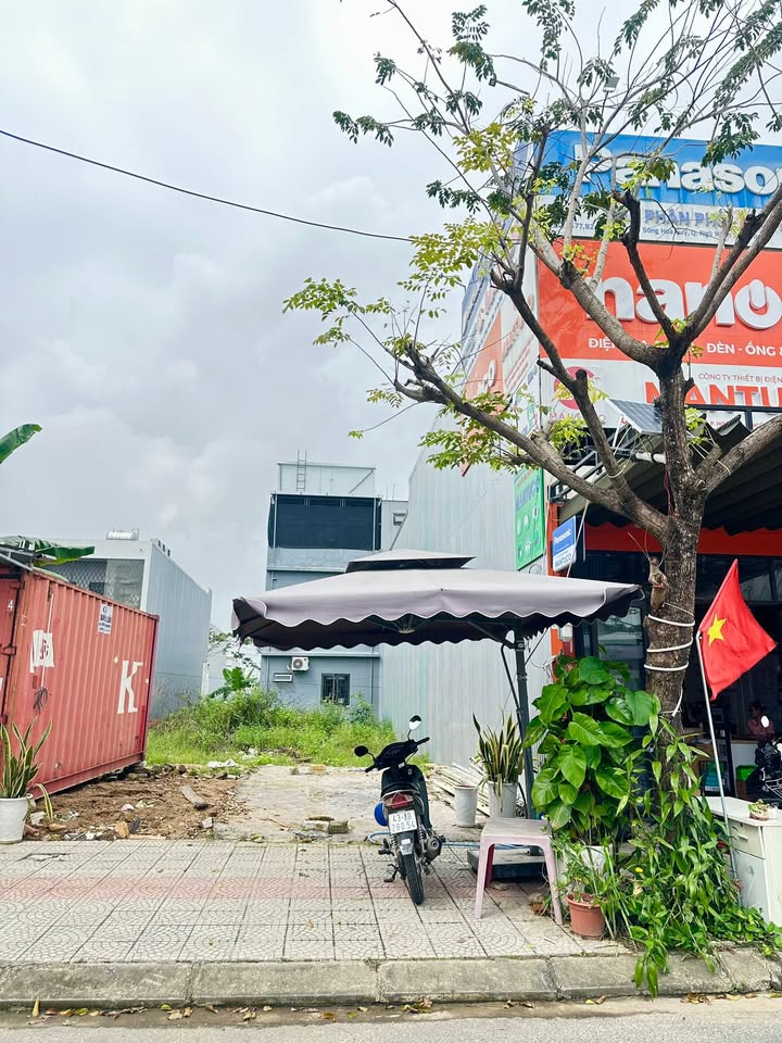 Đất nền dự án Nam Hoà Xuân 110m² giá 5.57 tỷ - Vị trí trung tâm tiện lợi!