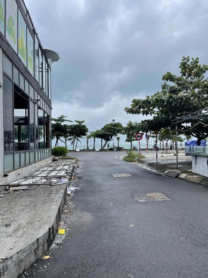 Lô đất góc vàng Mỹ Khê 7, Đà Nẵng 121m² giá 15.5 tỷ - Cơ hội đầu tư hiếm có!