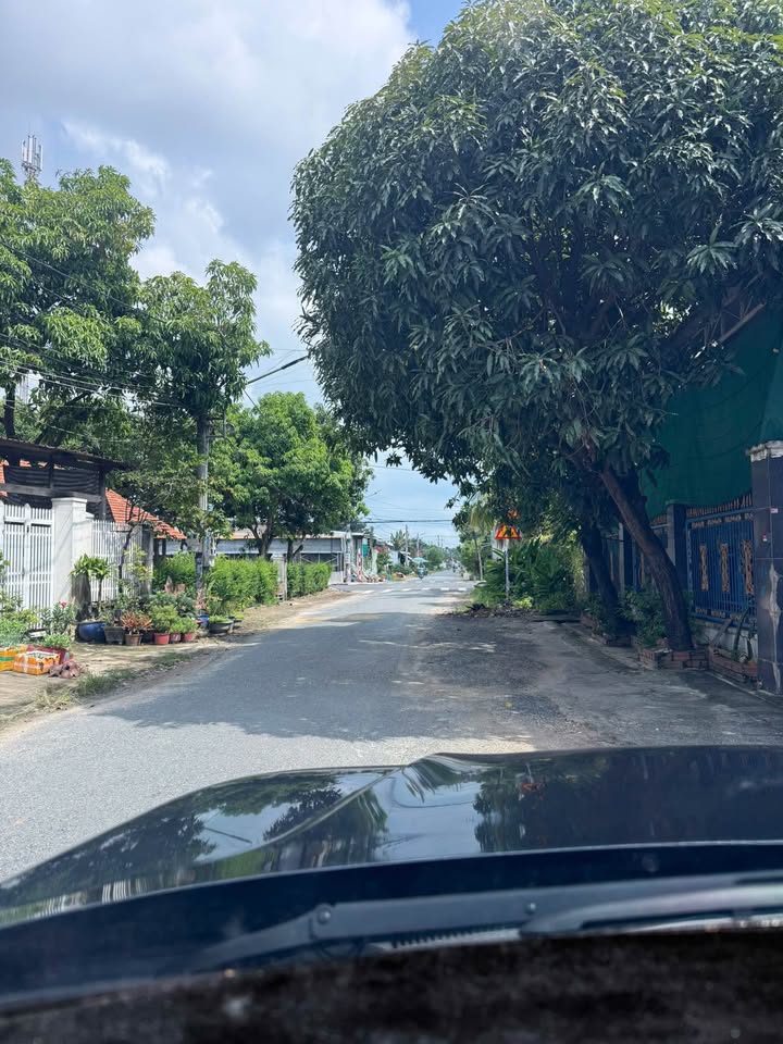 Bán đất mặt tiền đường Nguyễn Hữu Thọ, Tân Ninh, Tây Ninh 221.34m² - Giá chỉ 295 triệu!