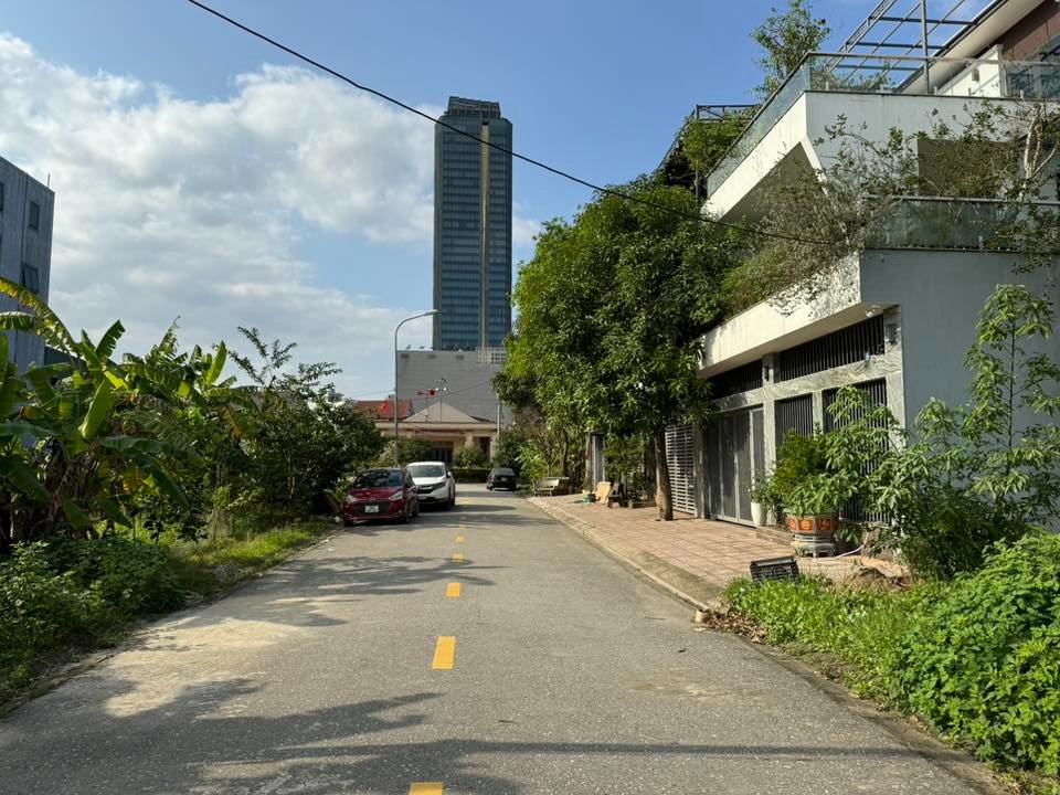 Lô đất tái định cư Vincom Hà Tĩnh 145.96m² giá 5.8 tỷ - Sổ đỏ chính chủ!