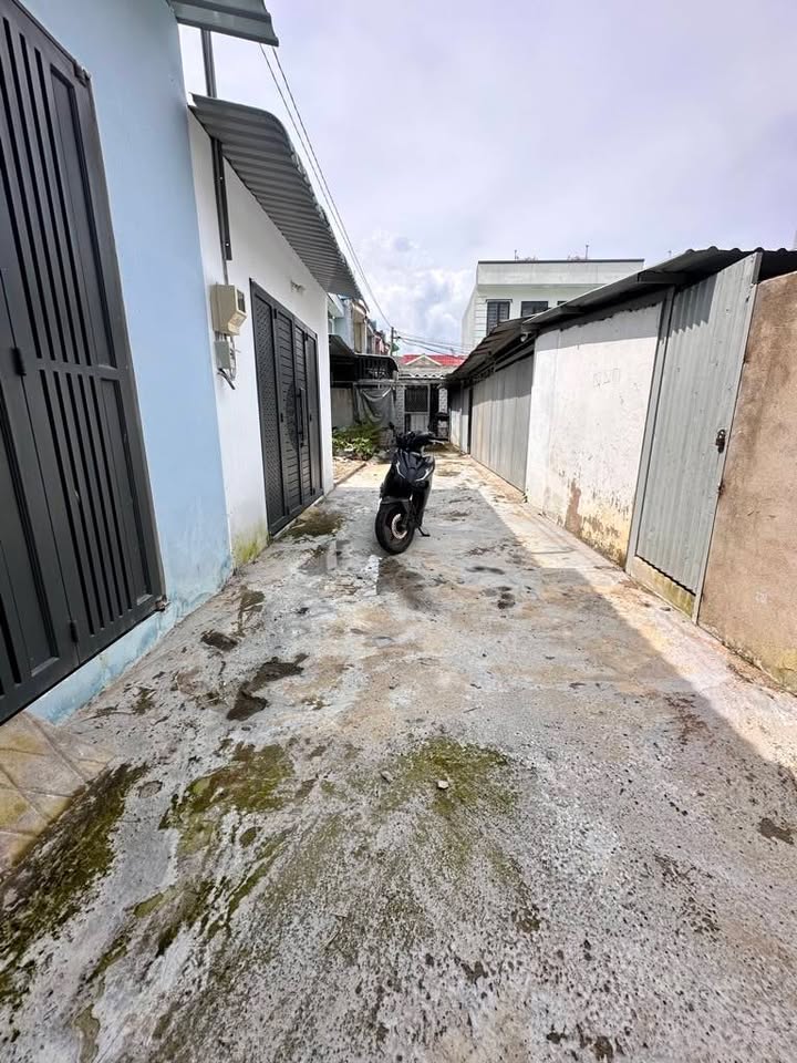 Nhà gần mặt tiền Lê Văn Khương, Hóc Môn 95.5m² giá 2 tỷ - Bớt lộc cho khách thiện chí!