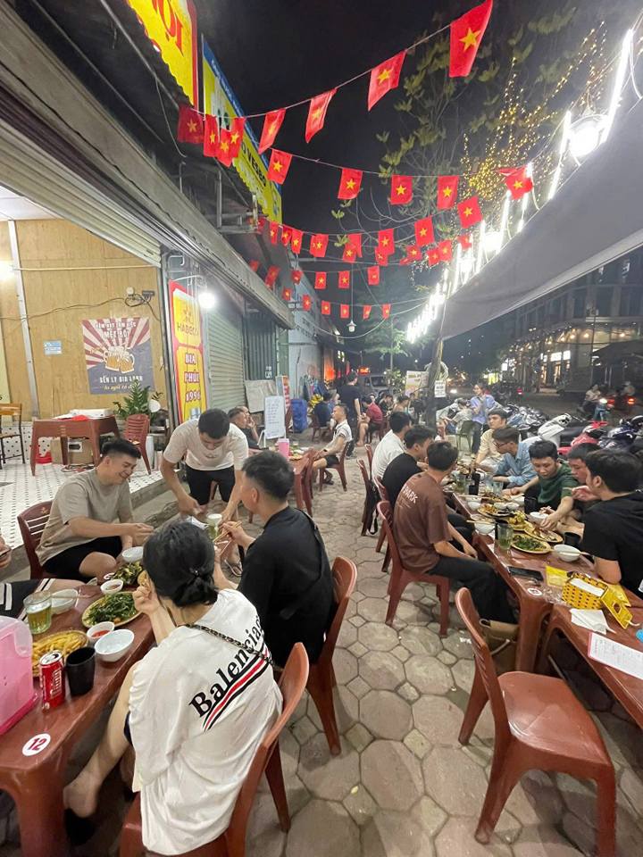 Quán bia mặt đường Tân Triều Mới 60m² giá 12 triệu - Lượng khách ổn định!