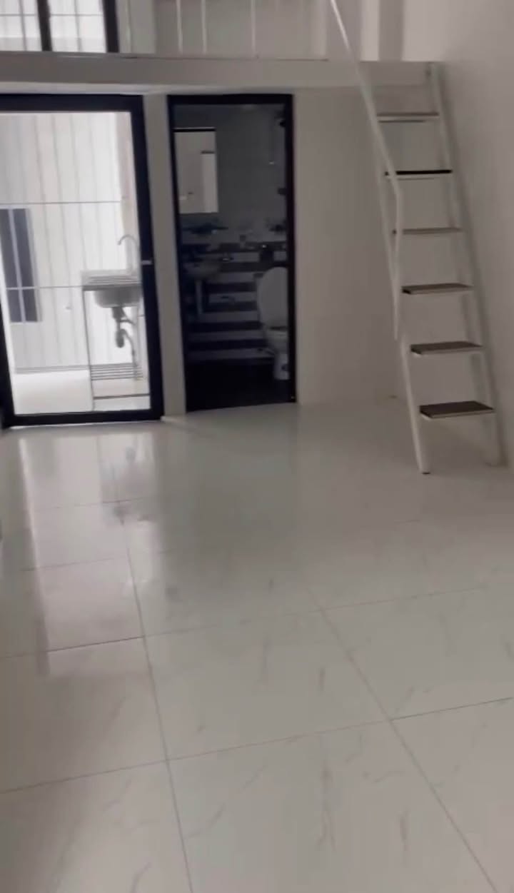 Phòng cho thuê tại ngõ 53 Tân Triều 28m² giá 3.3 triệu - Tiện nghi đầy đủ, sẵn sàng vào ở!