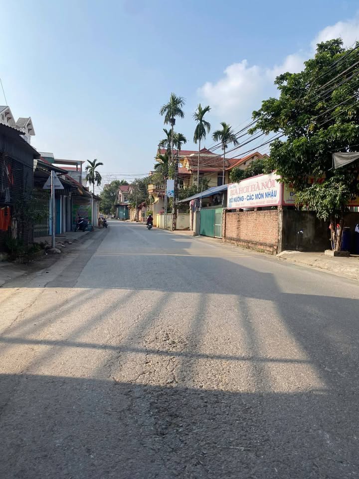 Đất thổ cư Hạ Bằng 188m² giá thỏa thuận - Sổ đỏ chính chủ, tiện ích đầy đủ!