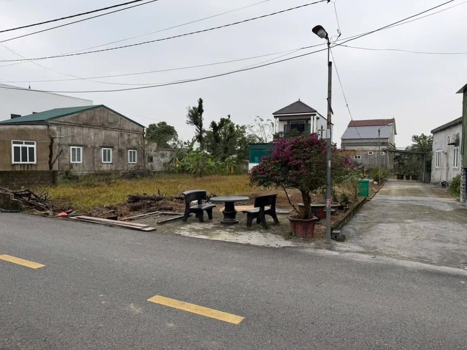 Đất khu phố 7, thị trấn Xuân An, Nghi Xuân, 450m² - Lô góc hai mặt đường giá tốt!