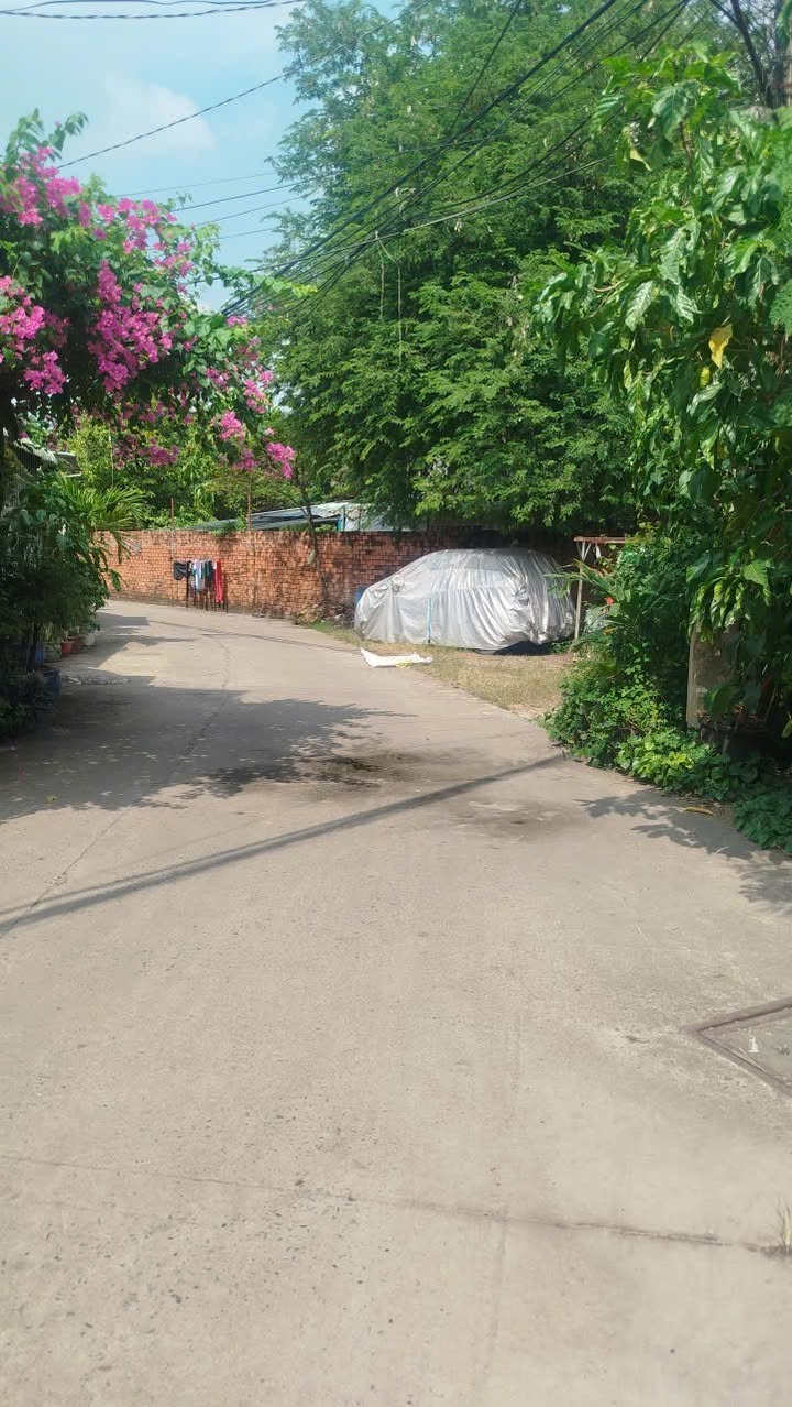 Nhà 2 tầng Thủ Đức 44m² giá chỉ 3.05 tỷ - Khu dân trí cao, thông thoáng!