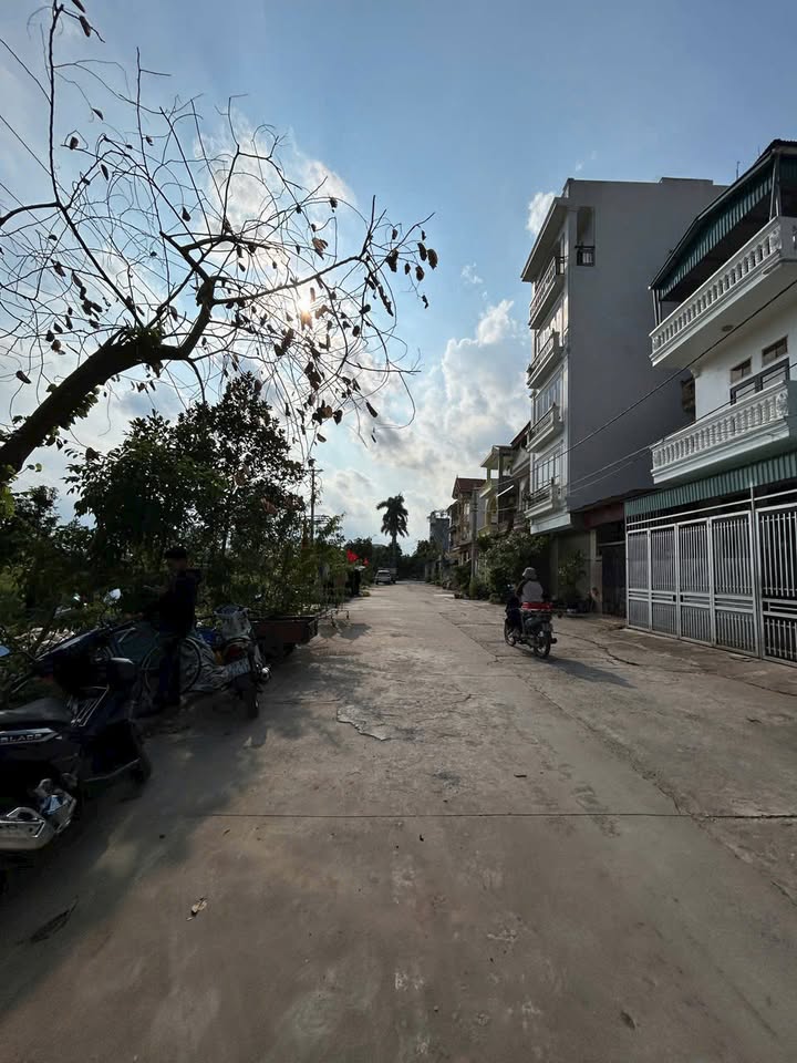 Đất nền Trâu Quỳ, Gia Lâm 56m² giá 6.4 tỷ - Cơ hội an cư lý tưởng!