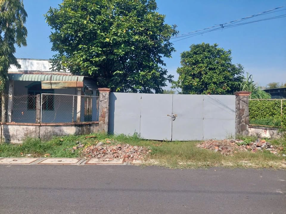 Đất Tân Thạnh Tây, Củ Chi 672m² giá 6.5 tỷ - Mặt tiền đường nhựa, thuận tiện kinh doanh!