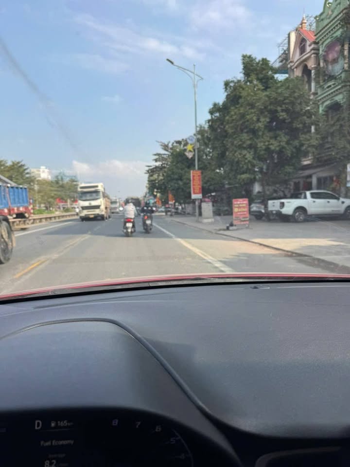 Đất thổ cư 120m² tại Tỉnh Lộ 295, Lạng Giang - Sổ hồng chính chủ, giá chỉ 3 tỷ!