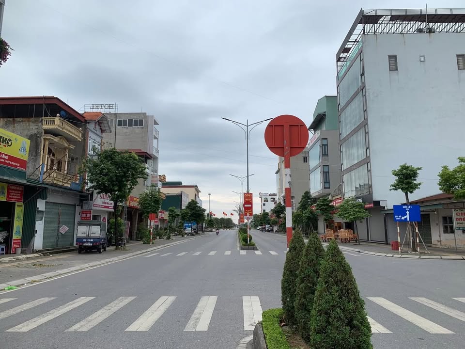 Nhà mặt đường Trần Hưng Đạo, xã Nam Sách, 82m² giá 4.1 tỷ - Cơ hội đầu tư vàng!