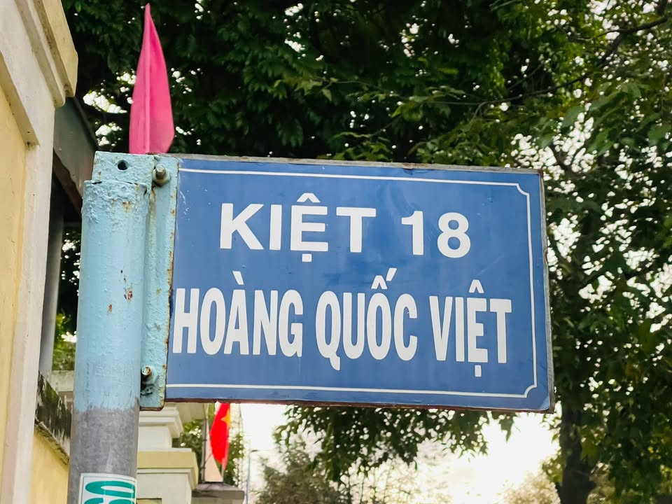 Đất nền Kiệt 18 Hoàng Quốc Việt, An Cựu, 70m² giá 2.3 tỷ - Tiện ích xung quanh tuyệt vời!