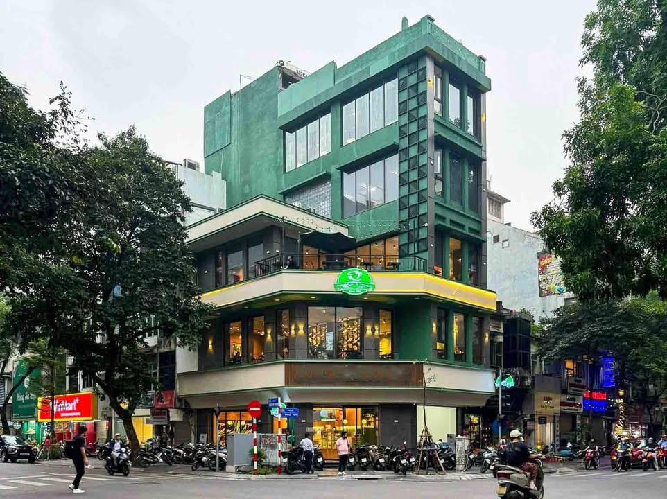 Cho thuê mặt bằng kinh doanh phố Ngô Thì Nhậm, Hà Đông 110m² - Lô góc 3 mặt tiền, giá 45 triệu/tháng!