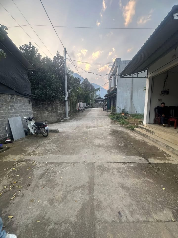 Đất nền Ngọc Hà, Hà Giang 60m² giá chỉ hơn 600 triệu - Vị trí đẹp gần chợ và trường học!