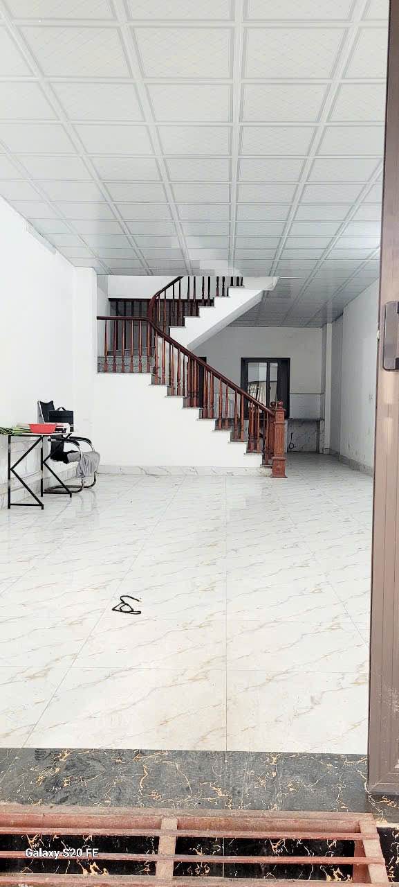 Cho thuê liền kề Tân Tây Đô 5 tầng - 6 phòng, giá 15 triệu/tháng