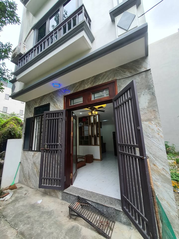 Nhà 4 tầng Kim Chung, Hoài Đức 34.6m² giá 4.75 tỷ - Tiện ích vượt trội!