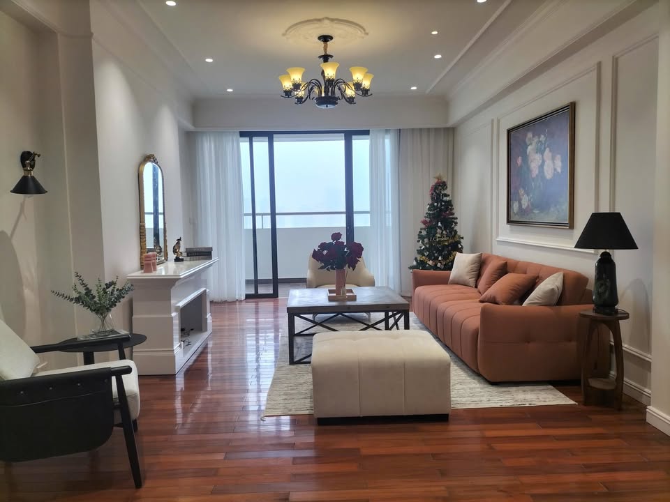 Chung cư cao cấp Quang Trung Hà Đông 140m² giá 8 tỷ - Thiết kế hoàn hảo cho gia đình!