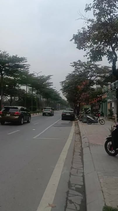 Nhà riêng đường Đỗ Nhuận, Xuân Đỉnh 60m² giá 17.5 tỷ - Vị trí đắc địa cho kinh doanh!