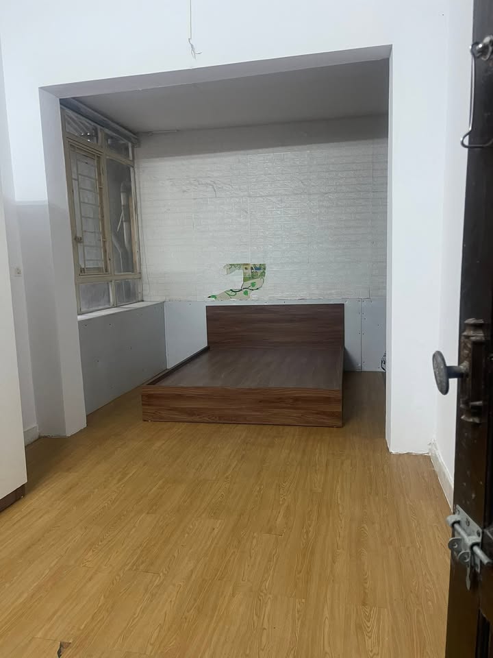 Nhà cho thuê Bùi Xương Trạch 270m² giá 50 triệu - Địa điểm lý tưởng cho kinh doanh!