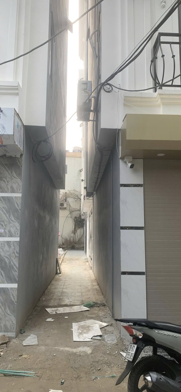 Nhà nguyên căn Đức Giang 30m² giá 8 triệu/tháng - Đầy đủ nội thất, ô tô tránh