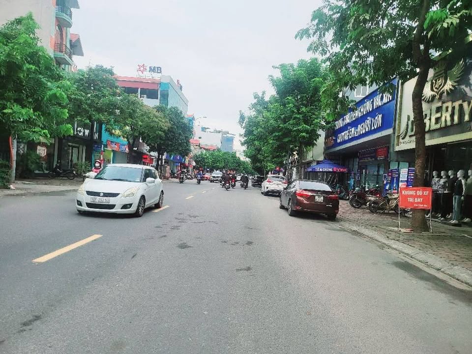 Đất phố Ngô Xuân Quảng, Gia Lâm 43m² giá 700 triệu - Ô tô tránh, đầu tư sinh lời!