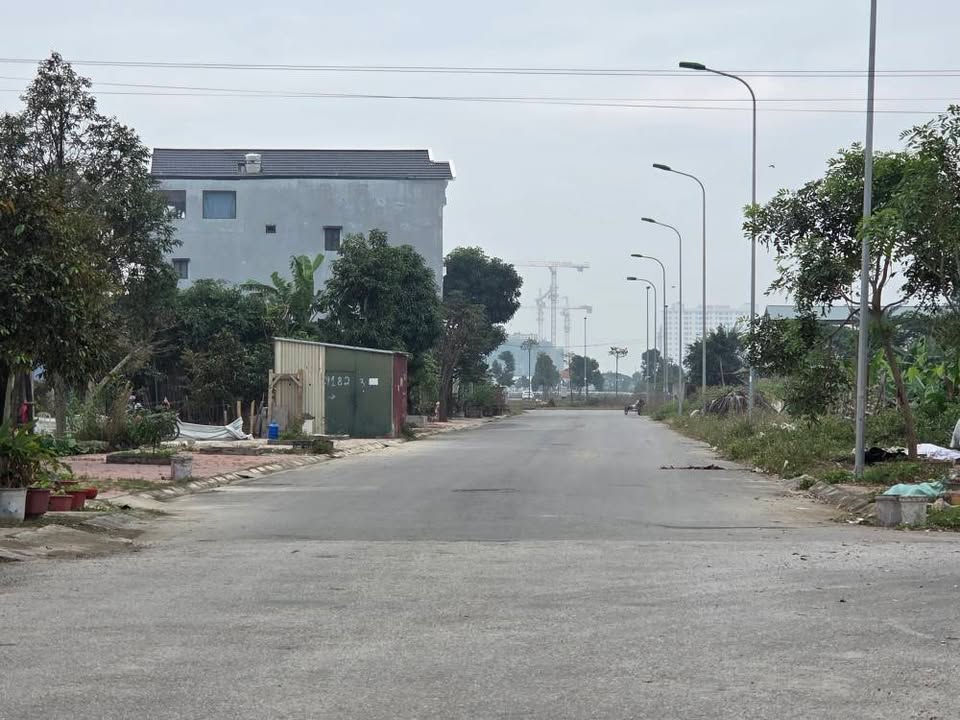 Đất nền Quảng Hưng 125m² giá 4 tỷ - Sổ đỏ chính chủ, vị trí đắc địa!
