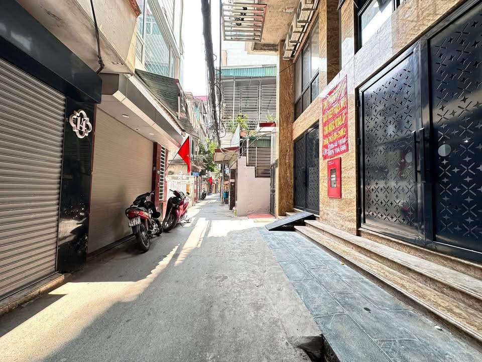 Căn hộ cho thuê sinh lời cao tại Khương Đình, Thanh Xuân 140m² giá 45 tỷ - Đầu tư sinh lời ngay!