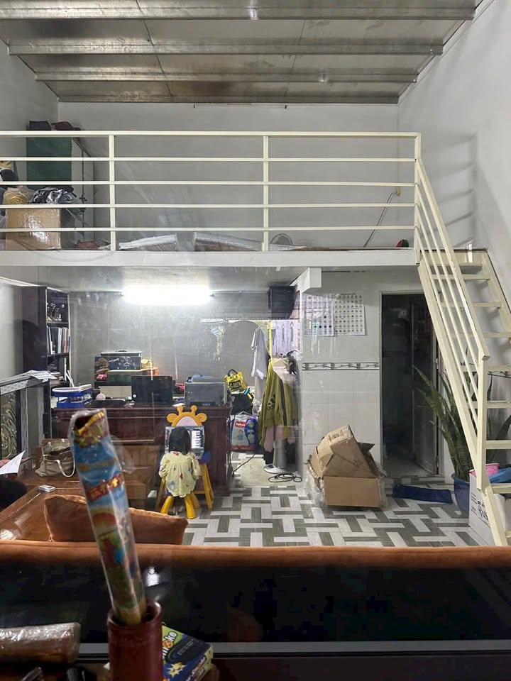 Nhà mặt tiền đường Phan Bội Châu, Long Xuyên 180m² giá 3 tỷ - Kinh doanh thuận lợi!