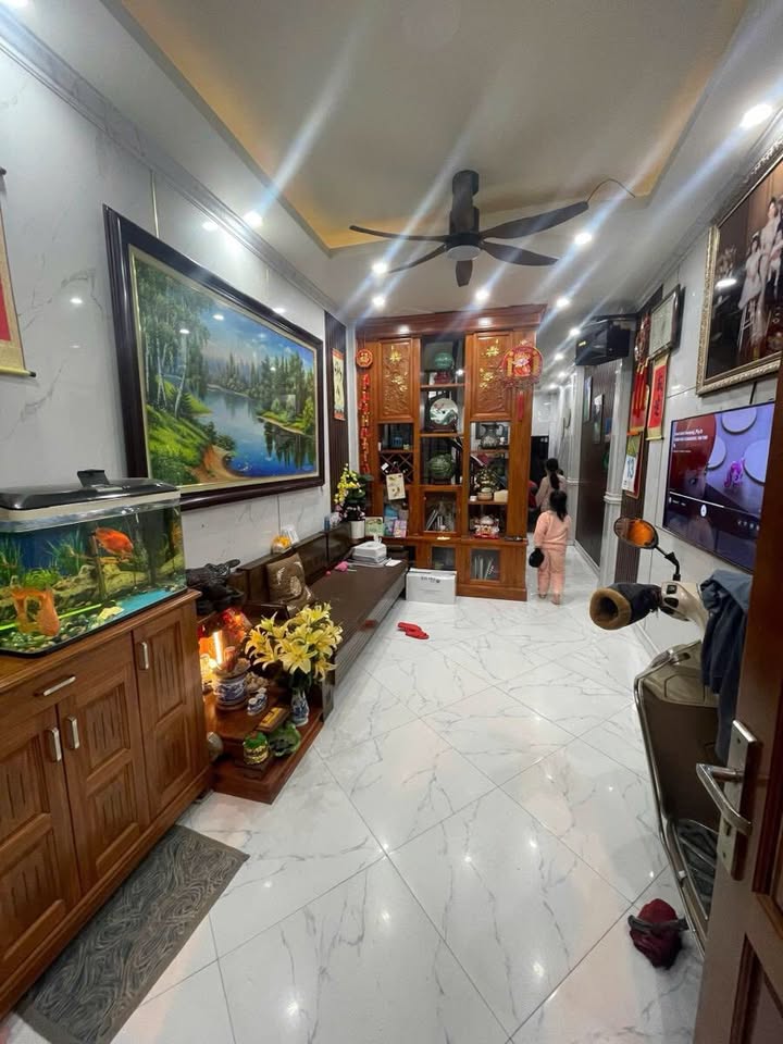 Nhà riêng Hữu Hưng – Nam Từ Liêm 33m² giá 6.9 tỷ - Ô tô tránh, gần Vinhomes Smart City!