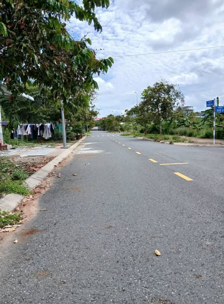 Đất thổ cư 126m² đường Số 6, phường 6, Cao Lãnh - Giá 2.55 tỷ, phong thủy tốt!