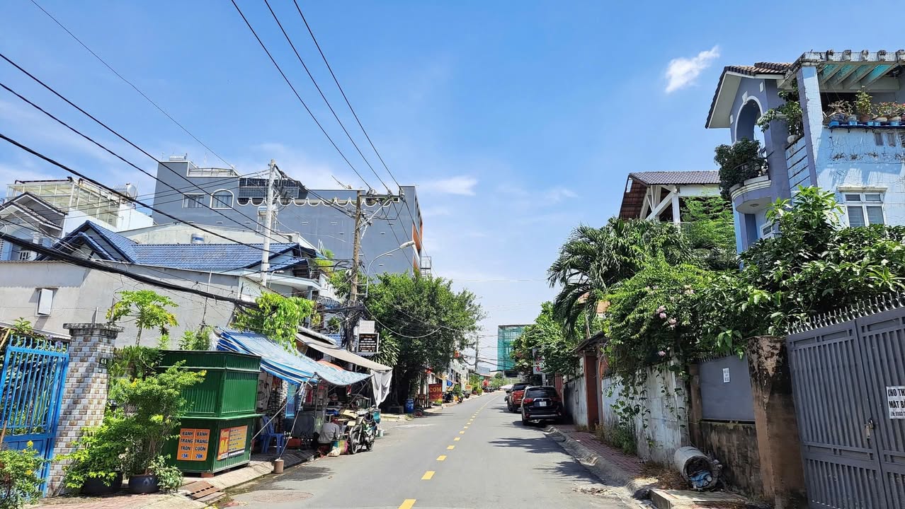 Nhà 4 tầng Phước Long, Thủ Đức 100m² giá 9 tỷ - Ô tô tránh nhau