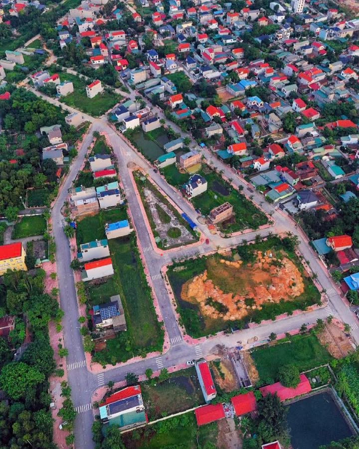 Đất nền Đồng Hin Vĩnh Yên 95m² giá 2 tỷ - View Vườn Hoa tuyệt đẹp!