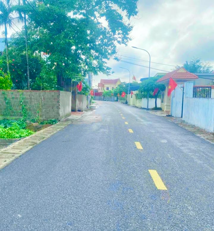 Đất nền mặt đường nhựa Đông Nham, xã Quốc Tuấn, 97m² - Tiềm năng tăng giá cao!