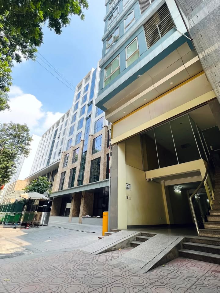 Nhà mặt phố Nguyễn Bỉnh Khiêm, 125m² cho thuê - Phù hợp kinh doanh spa, văn phòng