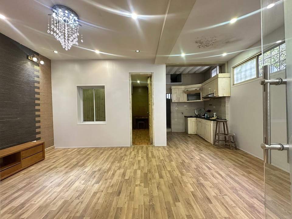 Căn hộ cho thuê khu H4 Phương Mai 60m² giá 7.5 triệu - Nội thất đầy đủ, sẵn sàng vào ở!