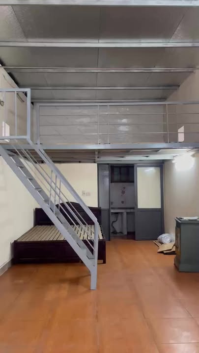 Nhà nguyên căn phố Hạ Trại, 50m² - Giá thuê thỏa thuận, sạch sẽ như mới!