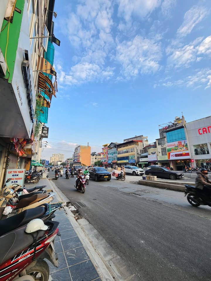 Mặt bằng kinh doanh cho thuê mặt phố Kim Đồng, 22m² - Giá chỉ 10 triệu/tháng!