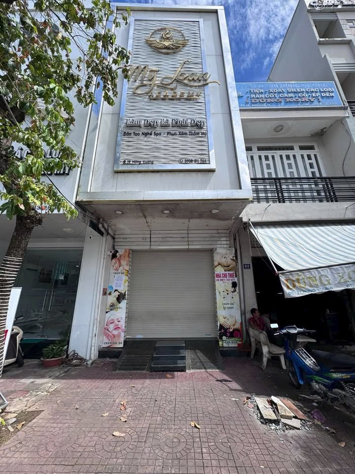 Bán gấp FrontHouse đường Hùng Vương, Q Ninh Kiều, Cần Thơ - Đối diện Vincom Hùng Vương!