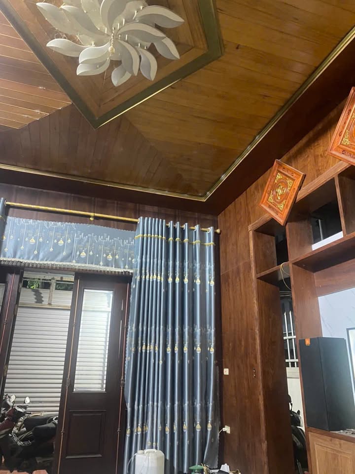 Nhà 2 tầng Thạch Xá 119m² giá 6 tỷ - Lô góc 2 mặt tiền, tiện ích đầy đủ!