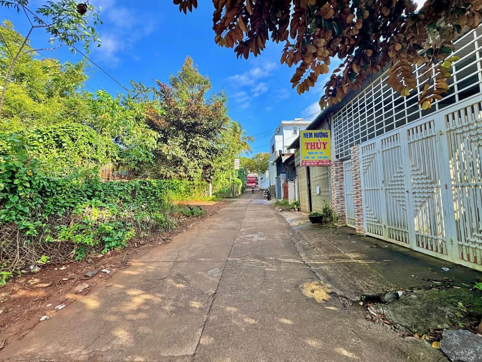 Đất nền Trung tâm TT Phước An, Đắk Lắk 120m² giá 2.4 tỷ - Vị trí đắc địa, tiện ích đầy đủ!