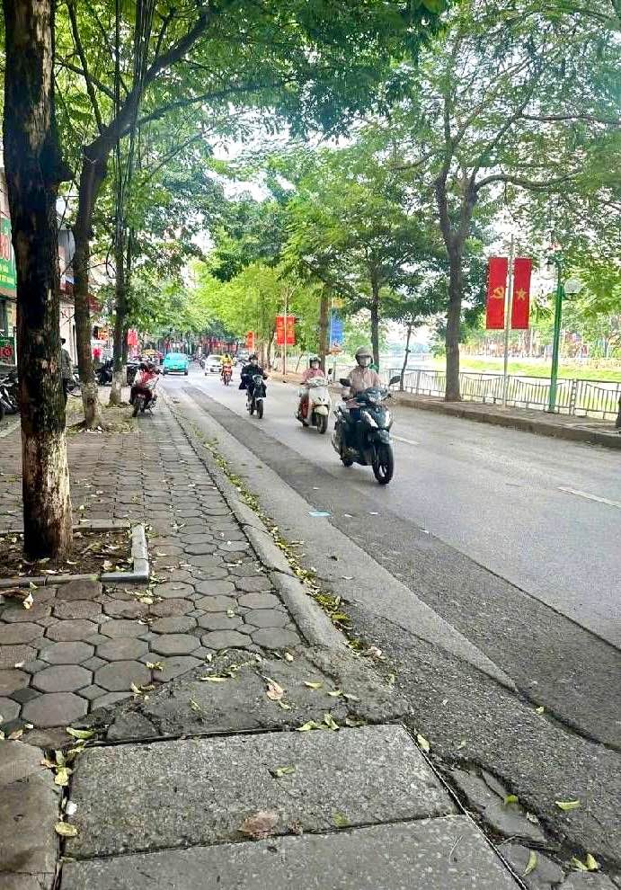 Căn nhà mặt phố Vũ Tông Phan 36m² giá thỏa thuận - Đầu tư sinh lời ngay!