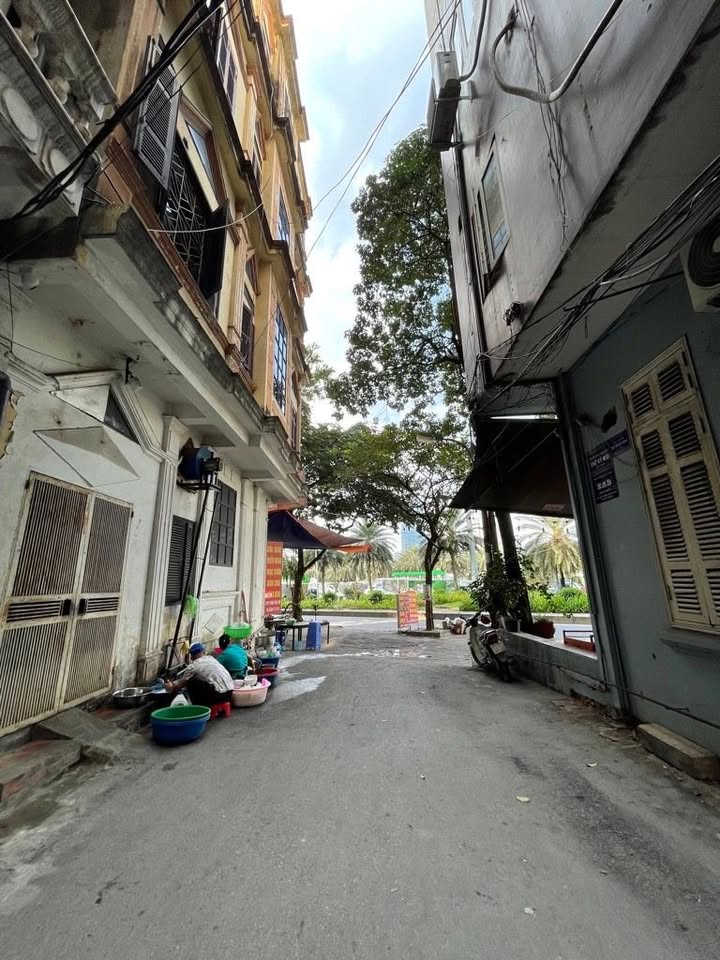 Nhà phố Khuất Duy Tiến, Thanh Xuân 60m² giá 26 tỷ - Ô tô vào tận nhà, kinh doanh tốt!