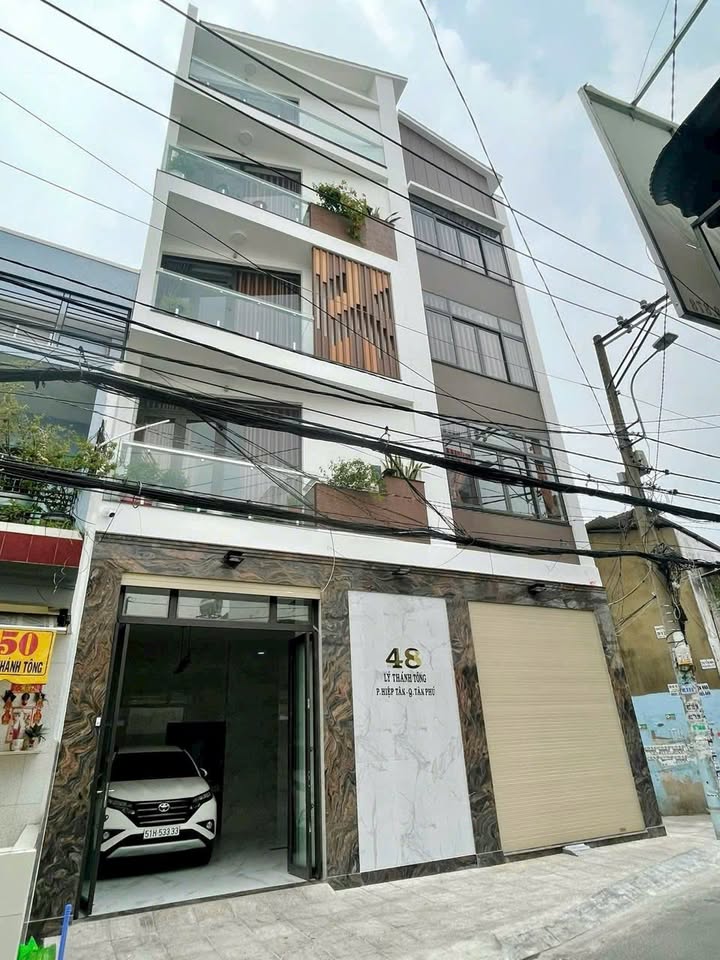 Bán gấp FrontHouse mặt tiền Lý Thánh Tông, quận Tân Phú 69m² - Nhà mới, đầy đủ nội thất!