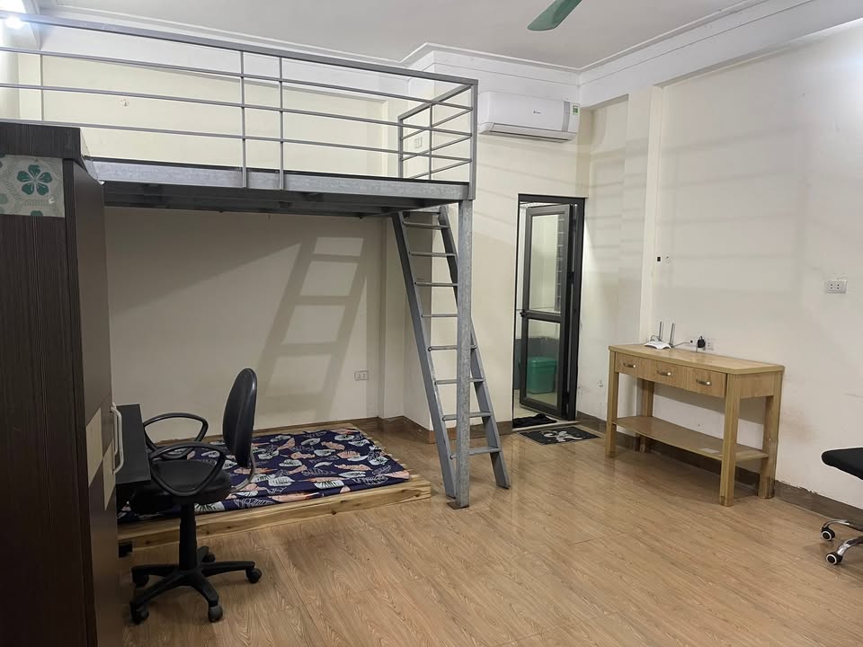 Phòng cho thuê Kim Giang 30m² giá 3.4 triệu - Nội thất đầy đủ, thoáng mát!
