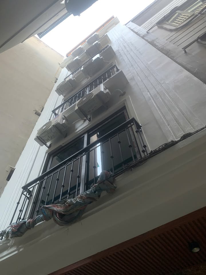 Nhà phố Trần Duy Hưng 50m² giá 13.8 tỷ - Đầu tư sinh lời cao!