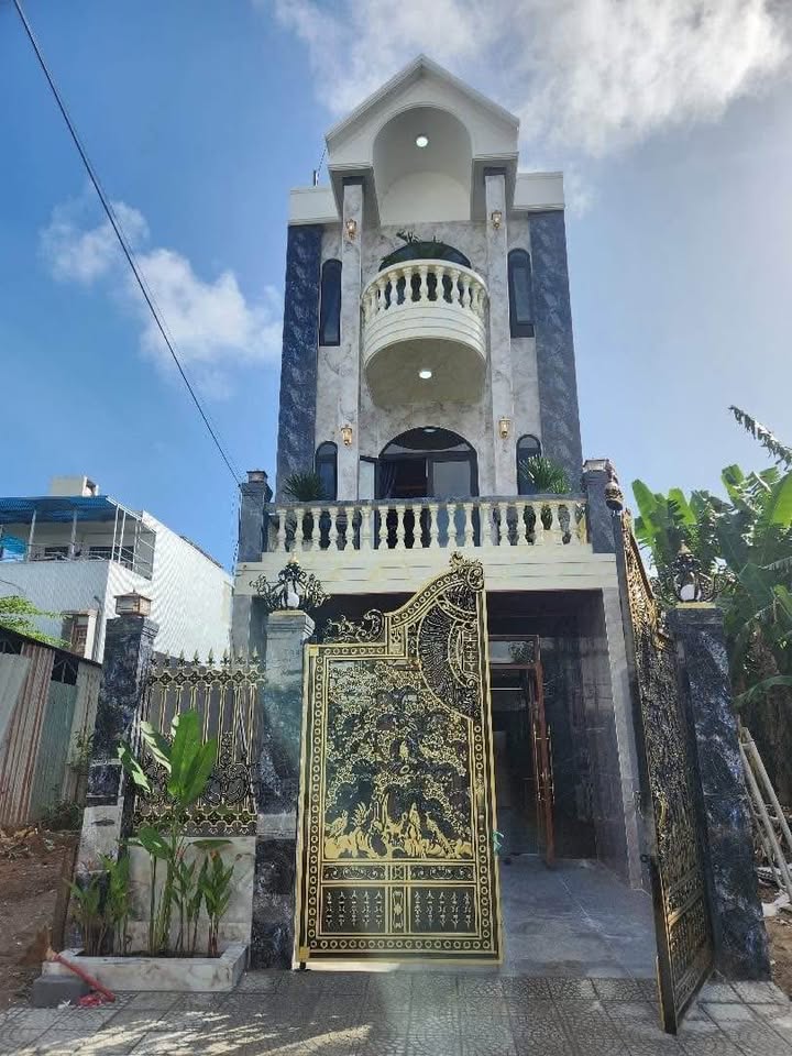 Biệt thự mini Hòa Xuân 100m² giá 7 tỷ - Thiết kế hiện đại, full nội thất!