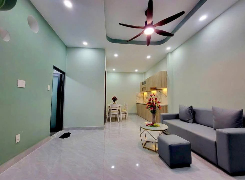 Nhà riêng hẻm 3m2, Tân Bình 40m² giá 3.98 tỷ - Thiết kế đẳng cấp, pháp lý hoàn chỉnh!