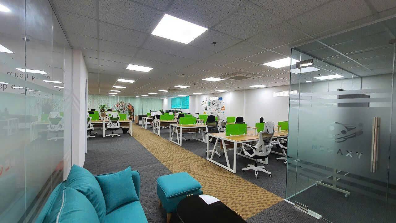 Văn phòng cho thuê tại quận Bình Thạnh 205m² - Thiết kế hiện đại, sẵn sàng vào làm việc!